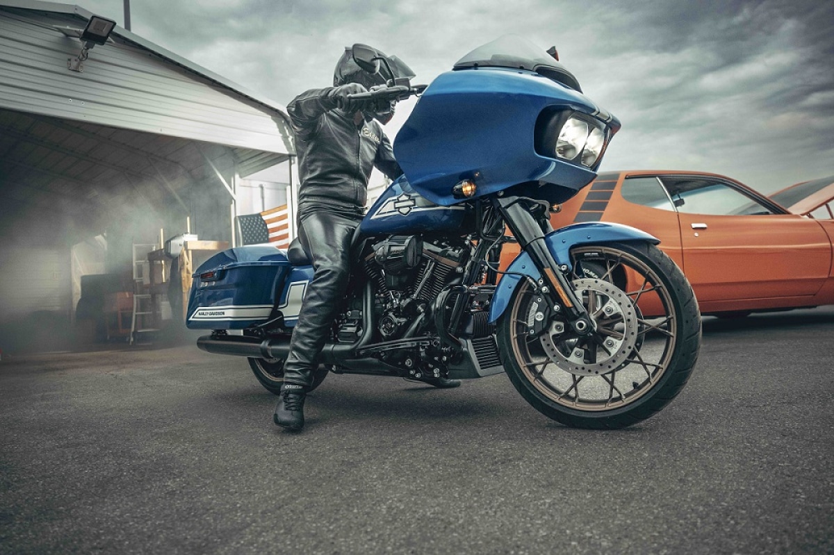 HARLEY-DAVIDSON มอเตอร์ไซค์ FAST JOHNNIE