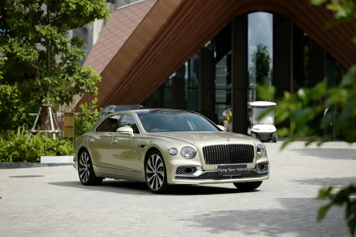 BENTLEY Luxury Unleashed